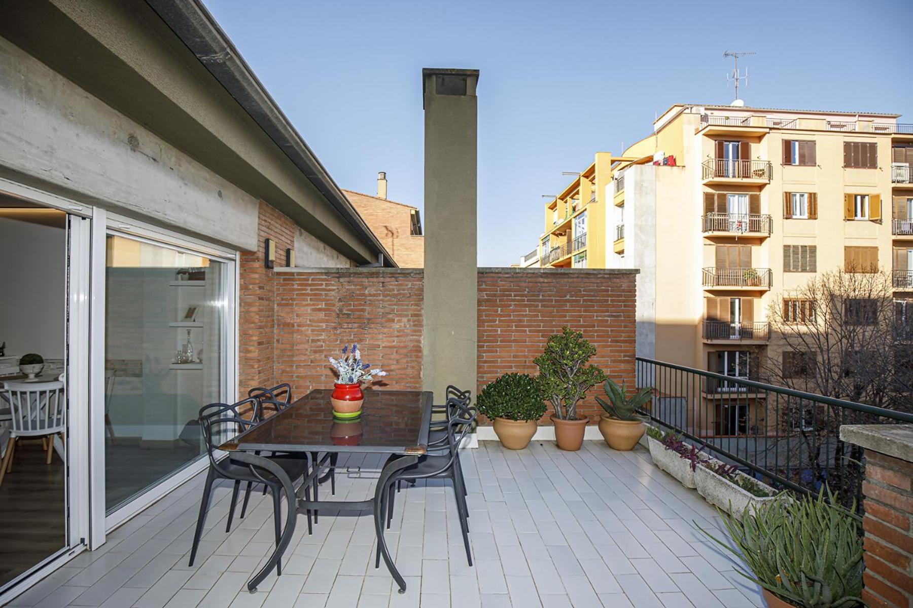Apartamento Con Gran Terraza En Χιρόνα Εξωτερικό φωτογραφία