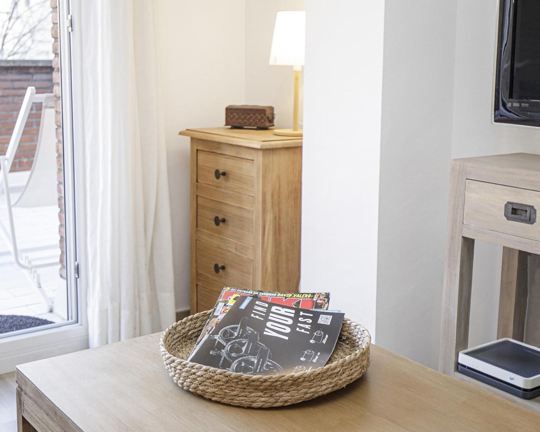 Apartamento Con Gran Terraza En Χιρόνα Εξωτερικό φωτογραφία