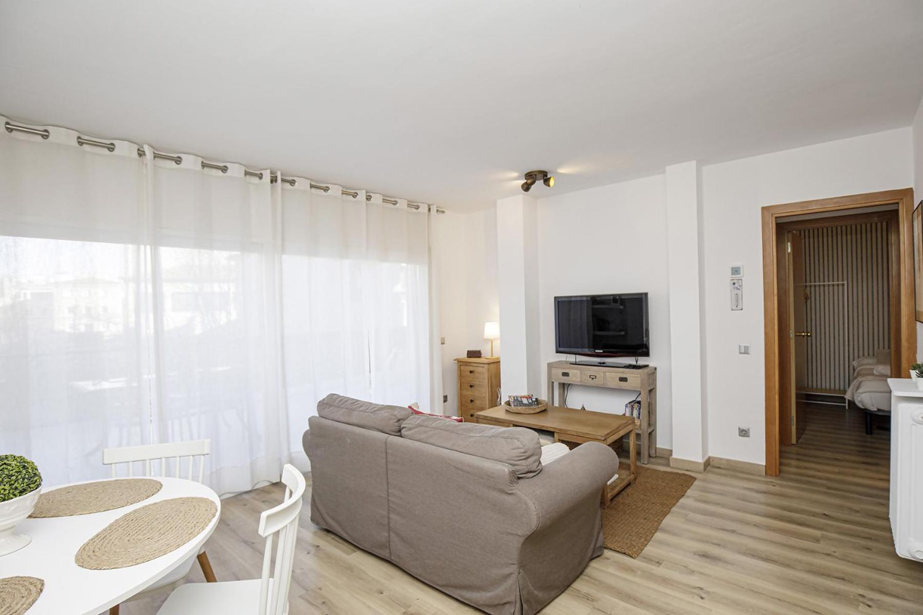 Apartamento Con Gran Terraza En Χιρόνα Εξωτερικό φωτογραφία