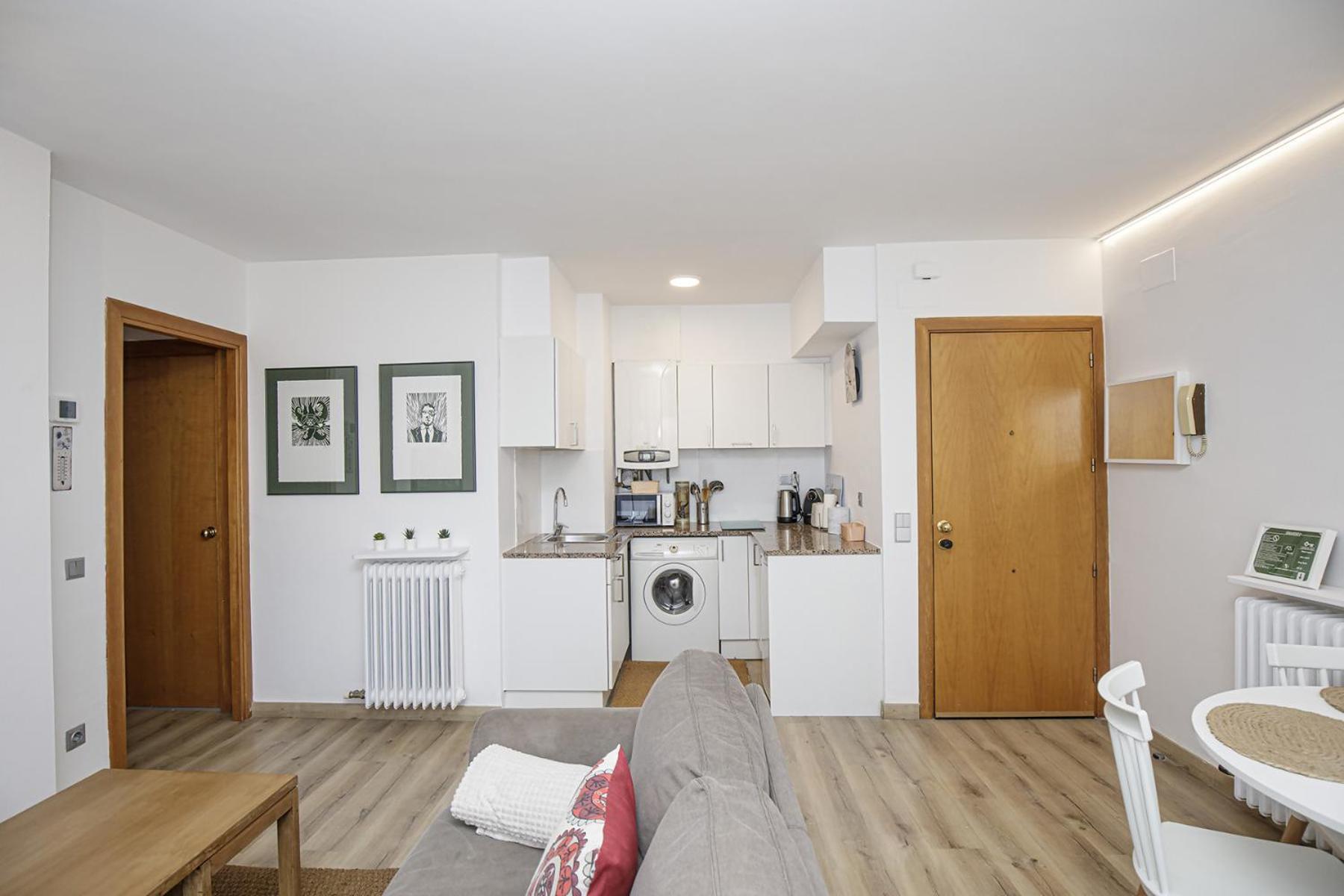Apartamento Con Gran Terraza En Χιρόνα Εξωτερικό φωτογραφία