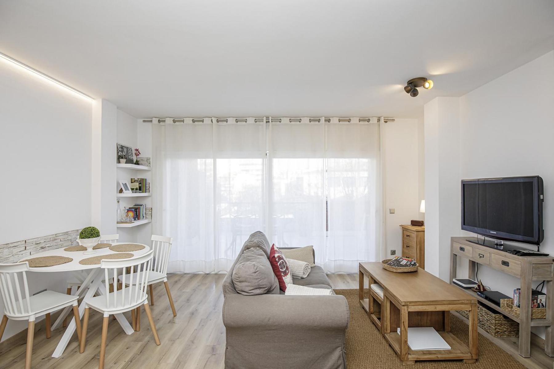 Apartamento Con Gran Terraza En Χιρόνα Εξωτερικό φωτογραφία